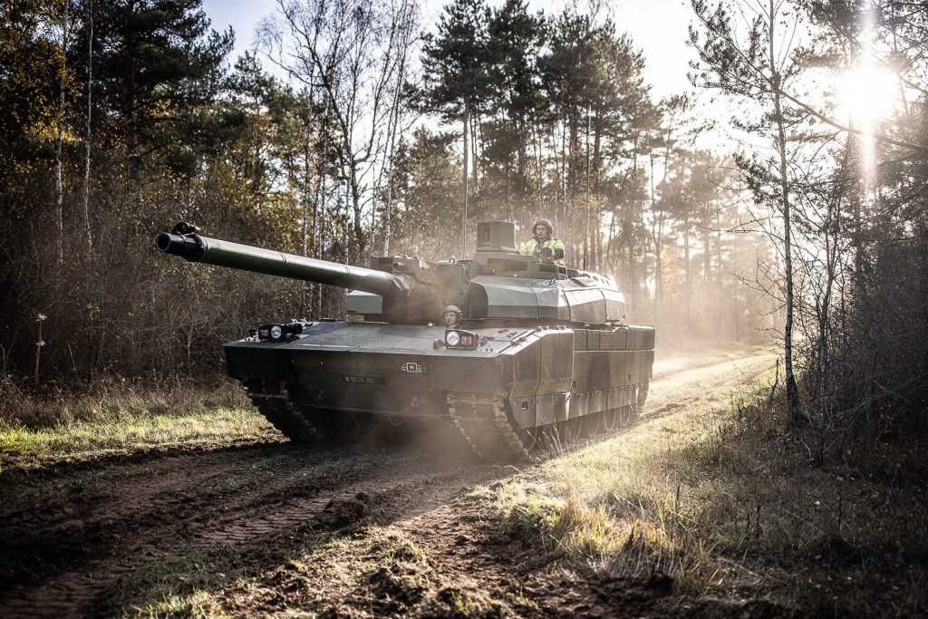 Nexter Continue to Sustain, Renovate the French Armed Forces Leclerc ...