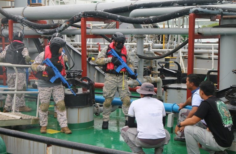 MMEA, Bakamla Joint Forces Combatting Transborder Crime in VBSS Drills