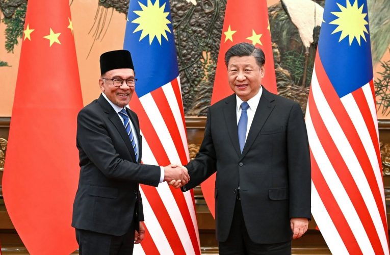 Malaysia Prepared to Negotiate Over South China Sea but Energy Extraction to Continue