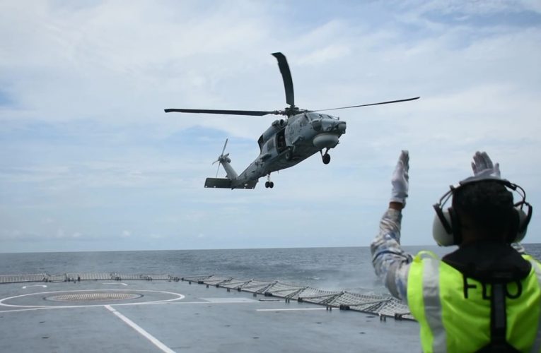 Singapore, Malaysia Navies Joint Forces in Exercise Malapura