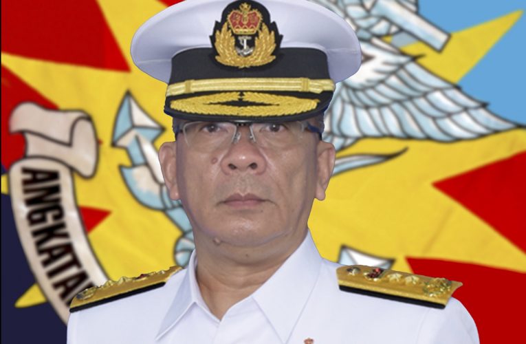 Rear Admiral Mohd Fadzli Kamal, Defence Cyber and Electromagnetic Division (DCED) Director-General