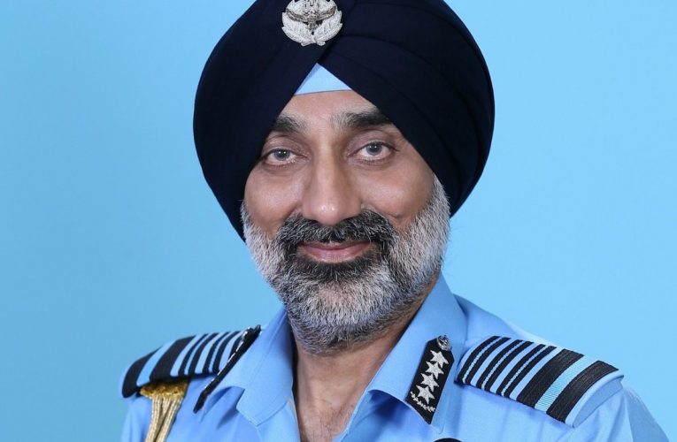 New Indian Air Force chief takes command