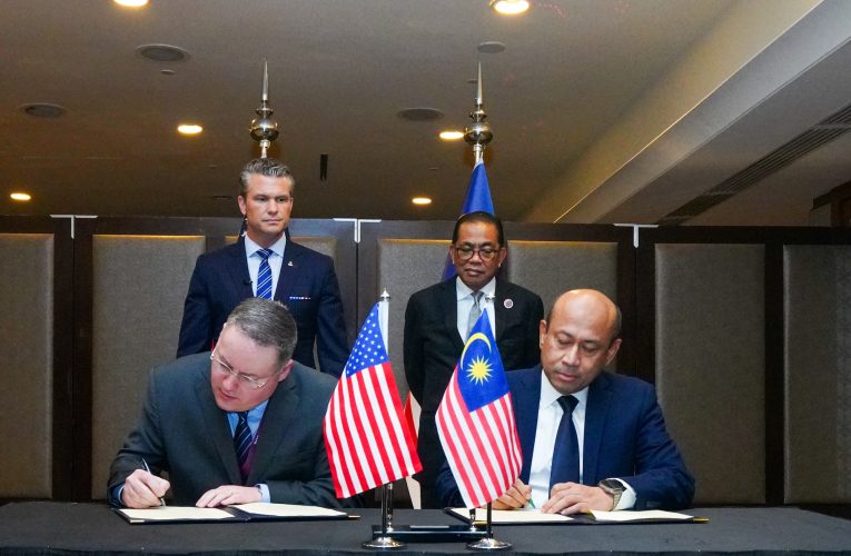 Malaysia, US Sign Defence Cooperation MOU