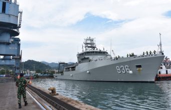 Indonesia Receives First Submarine Rescue Vessel