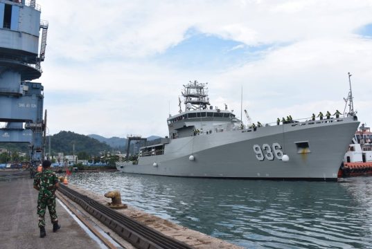 Indonesia Receives First Submarine Rescue Vessel