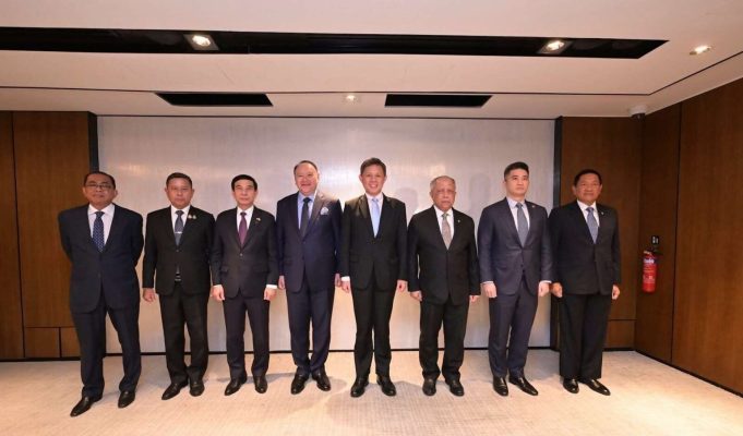 ASEAN Defence Ministers Reiterate Stronger Defence Cooperation