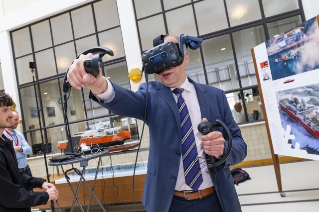 Damen-Naval-builds-full-Virtual-Reality-version-of-new-Combat-Support-Ship