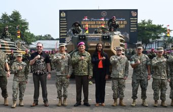 Indonesia Receives US Amphibious Combat Vehicles