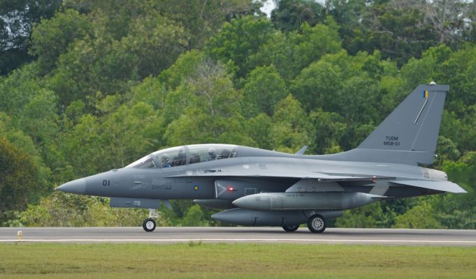 First Malaysian KAI FA-50M Arrives